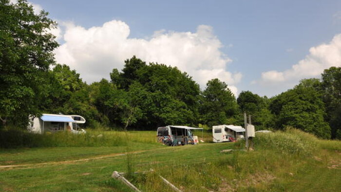 Camping Modrá Farma-1
