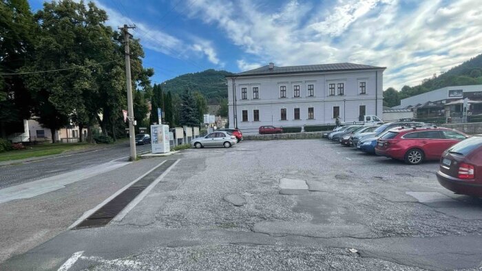 Parkování Kremnica, Zechenterova 330-1