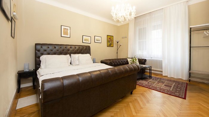 Classy old town apartment Dostojevskeho Rad-4