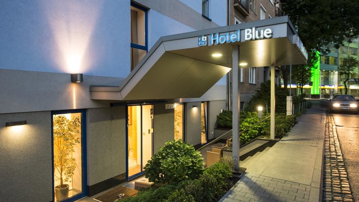 Hotel Blue Garni-4