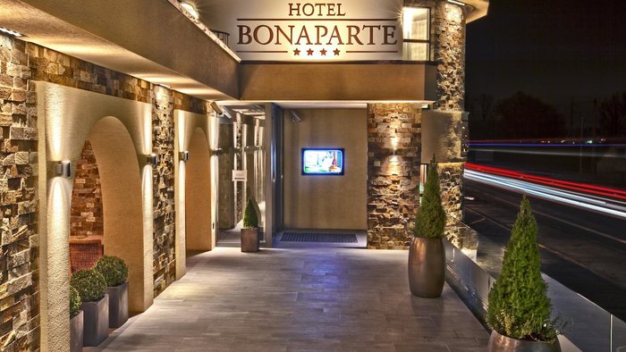 Hotel Bonaparte-8
