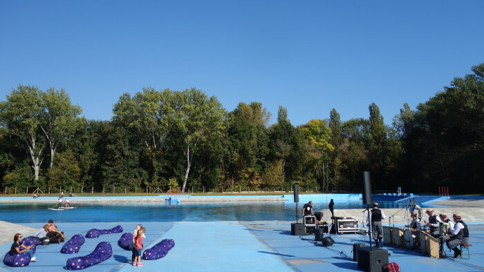 Swimming pool Kamenný mlyn-3