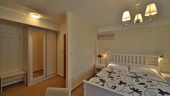 Hotel Šariš-2