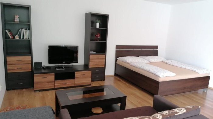 Modern and cosy apartment in city center-9