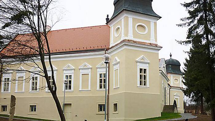 Múzeum kultúry Maďarov na Slovensku SNM Bratislava-1