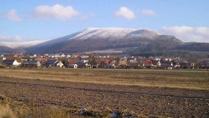 The village of Sološnica-1