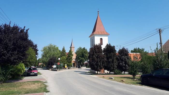 Das Dorf Boldog-1