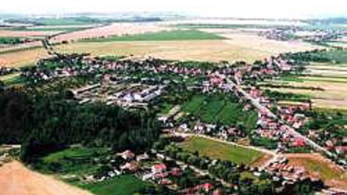 Das Dorf Hrubý Šúr-2