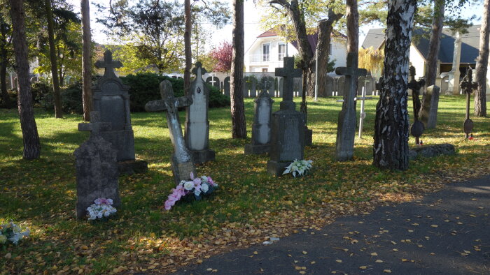 Cintorín - Pusté Úľany-5
