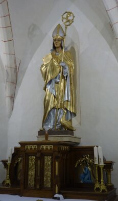 NKP Farský kostol sv. Martina - Hrnčiarovce nad Parnou-6