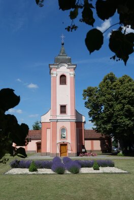 Kirche St. Bischof Nicholas - Pavlice-5