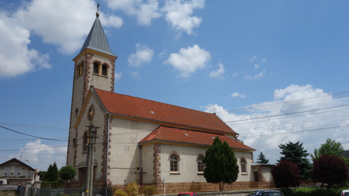 Kostol sv. Terézie z Lisieux - Vlčkovce-1