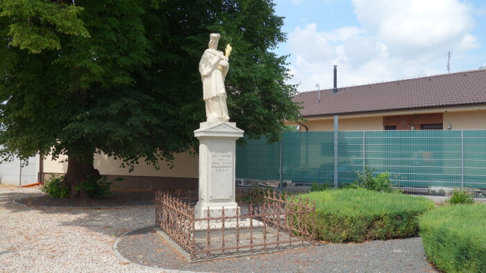 Statue of St. Ján Nepomucký - Vlčkovce-1