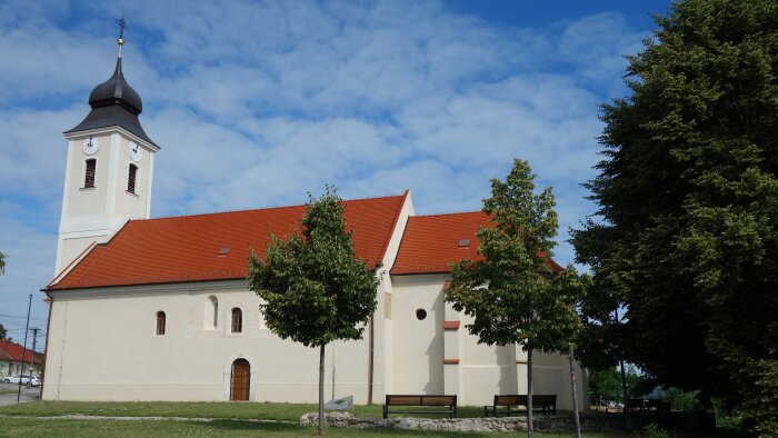 Kirche Mariä Himmelfahrt - Dolné Dubové-2