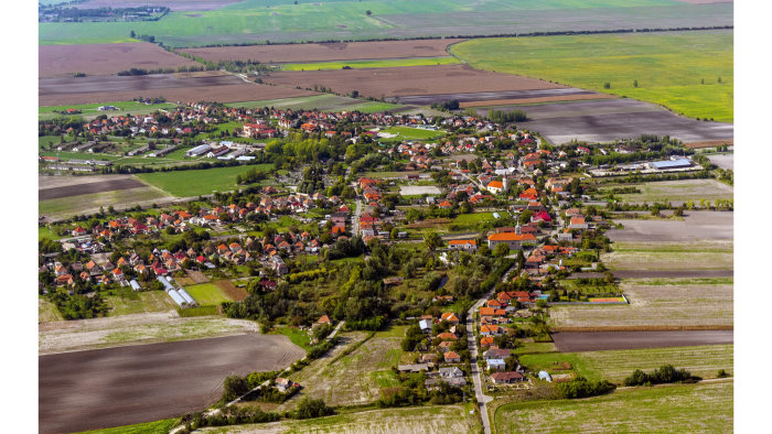 Das Dorf Okoličná auf der Insel-1