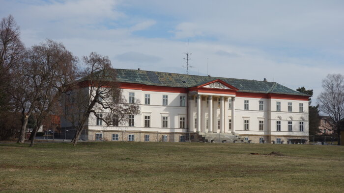 Dolná Krupá manor house-1