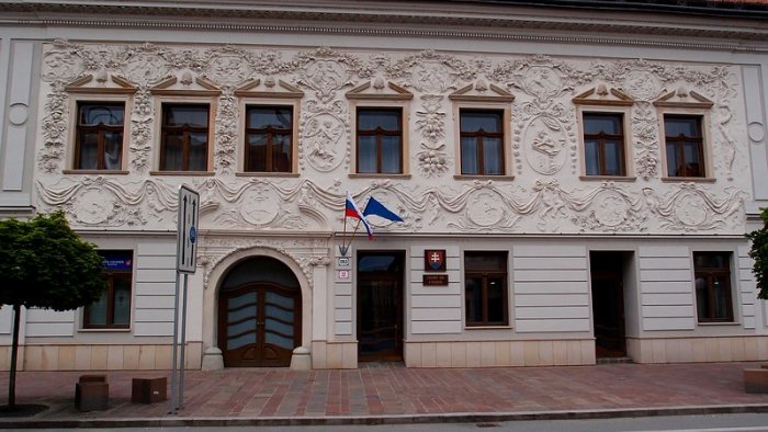 Klobušický Palace-2