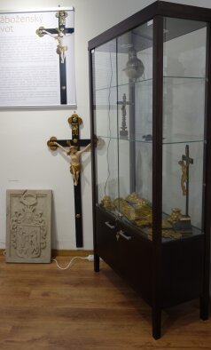 Pamätná izba Jána Palárika a obecné múzeum - Majcichov-13