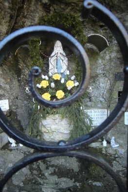 Lourdes-i Miasszonyunk kápolna-5
