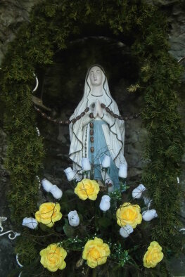 Lourdes-i Miasszonyunk kápolna-4