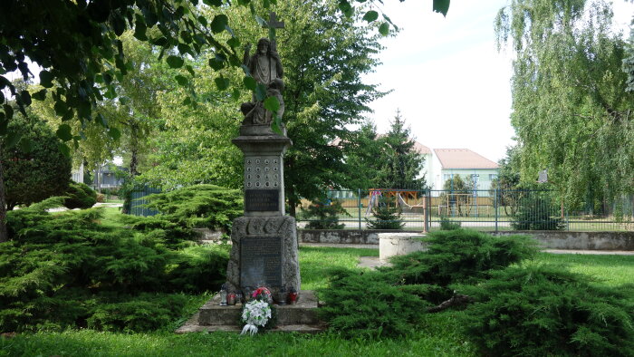 Monument I. and II. World War II - Kátlovce-2