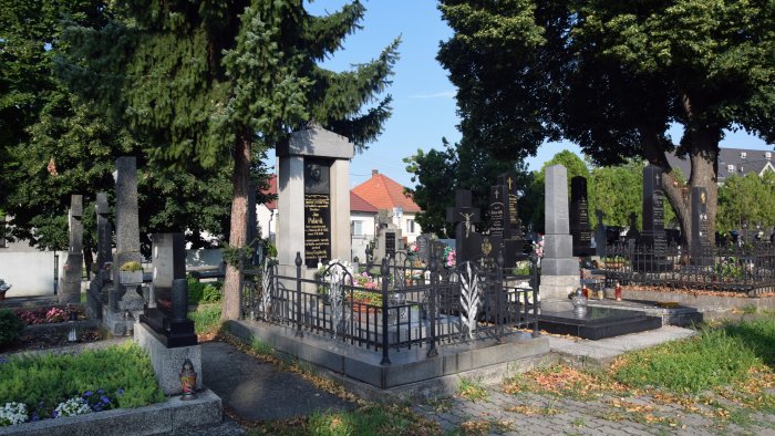 Grab von Ján Palárik-2