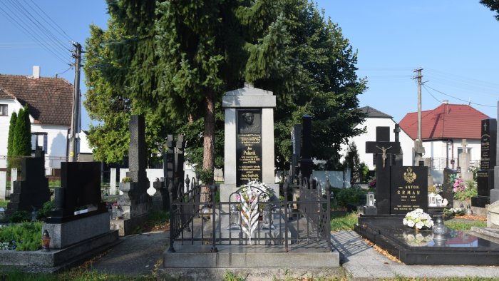 Ján Palárik síremléke-1