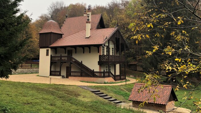 Jagdschloss Solírov - Dolné Orešany-1