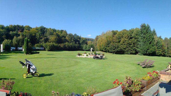 Alpinka Golfplatz-1