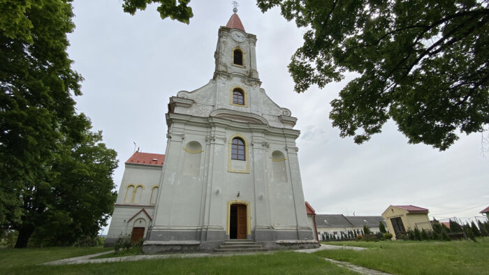 Farský kostol narodenia sv. Jána Krstiteľa - Jelka-1