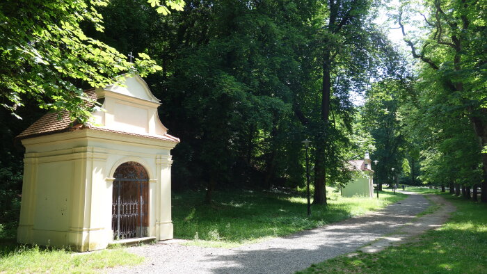 Kapellen der Sieben Freuden der Jungfrau Maria - Marianka, Mariánské údolie-4