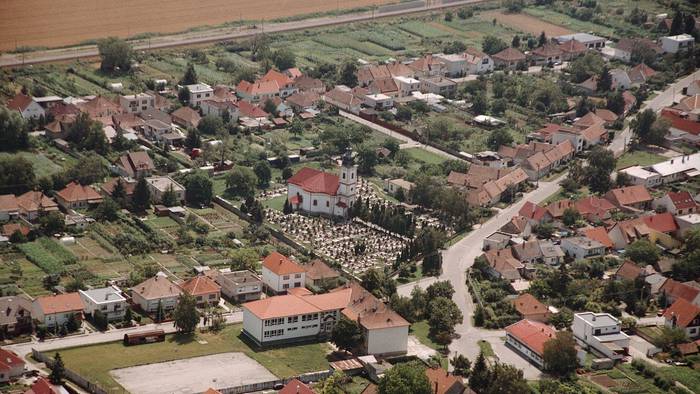 The village of Červeník-2