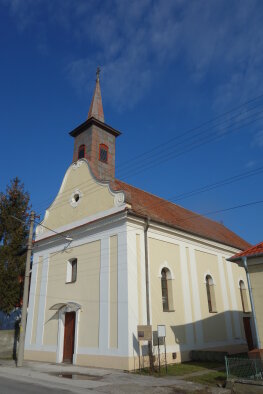 Římskokatolický Kostel sv. Štěpána krále - Topolnice-2