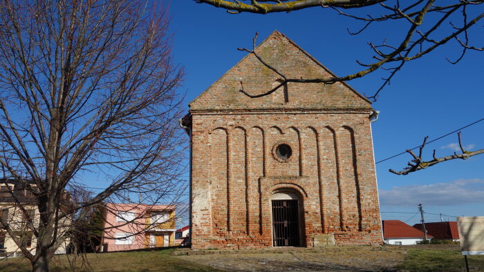 NKP Römisch-katholische Kirche der Geburt der Jungfrau Maria - Čierny Brod, Teil Heď-4