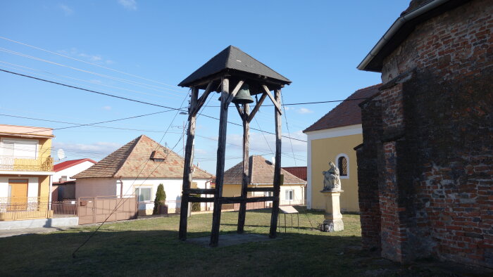 Glockenturm - Čierny Brod, Teil Heď-1