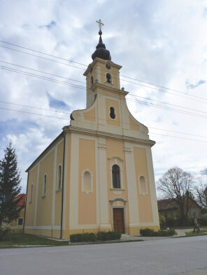 NKP Römisch-katholische Kirche der Erhöhung des hl. Brücke überqueren-4