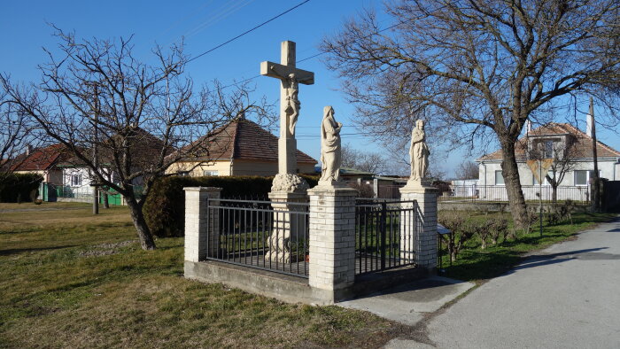 Sculpture Calvary - Mostová-1