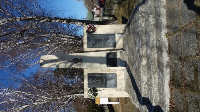 Monument to the fallen in World War II - Čierna Voda-3