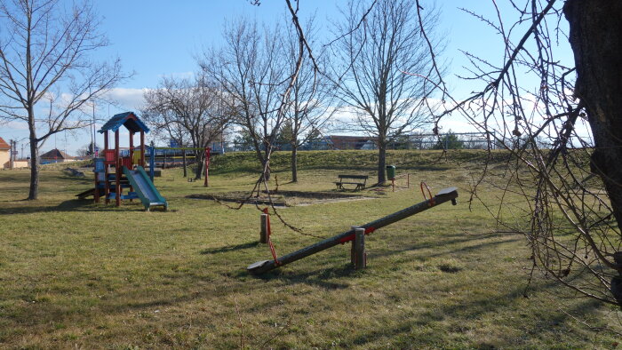 Mini park s detským ihriskom - Čierny Brod-4