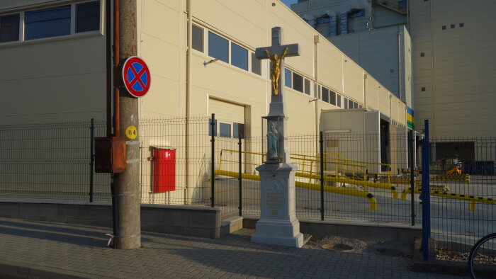 Stone cross at the factory - Boleráz-1