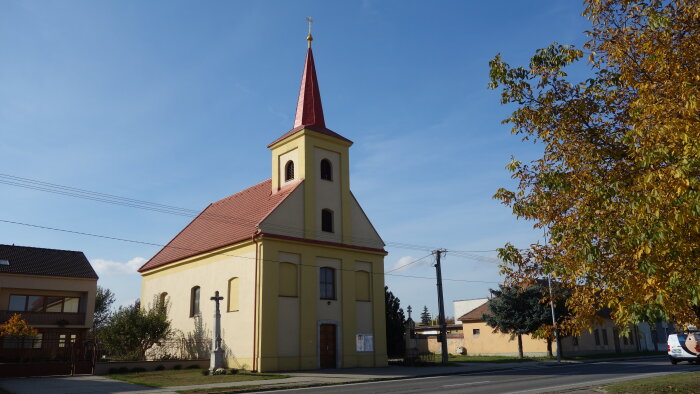 Kirche der Geburt der Jungfrau Maria - Klčovany-1