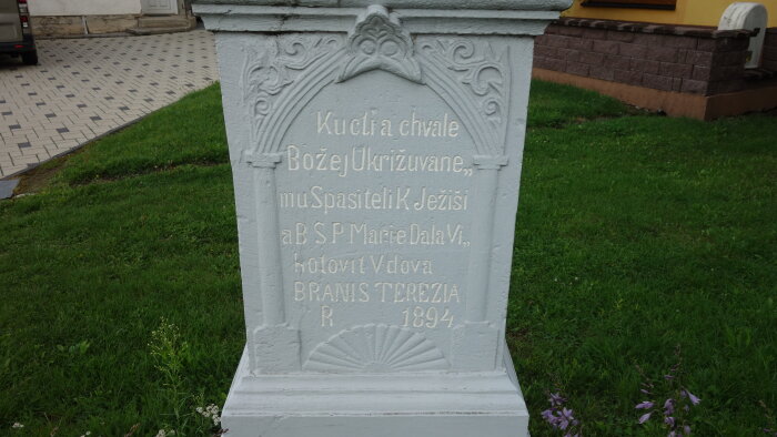Kříž v obci - Šelpice-2