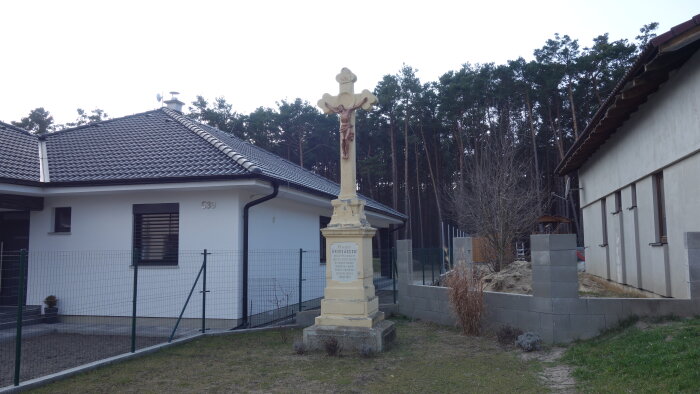 Kríž na ceste do Šaštína - Lakšárska Nová Ves-3