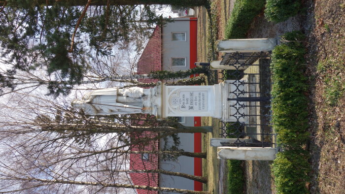 Statue von St. Vendelina - Laksarska Nova Ves-3