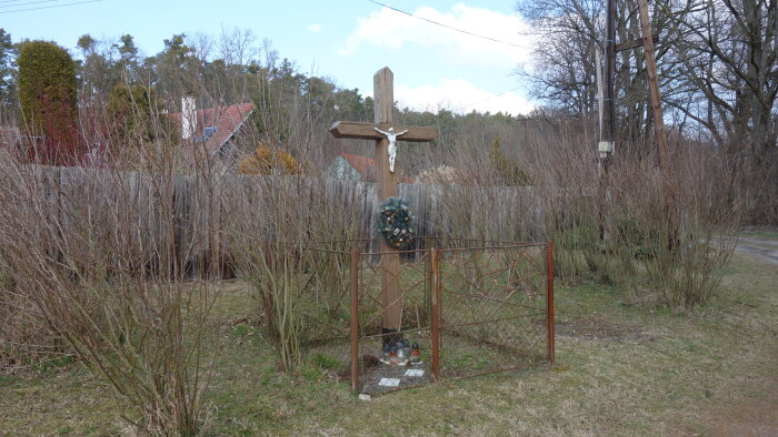 Kríž v Šišolákoch - Lakšárska Nová Ves-2