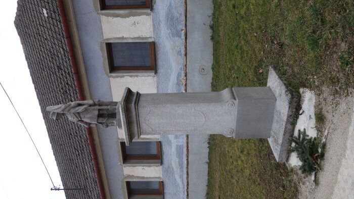 szobor Szent Floriána - Naháč-3