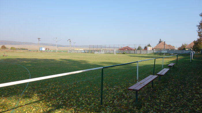 Fußballplatz - Bíňovce-2