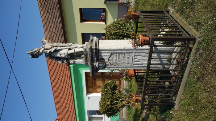 szobor Szent Floriána - Bíňovce-3