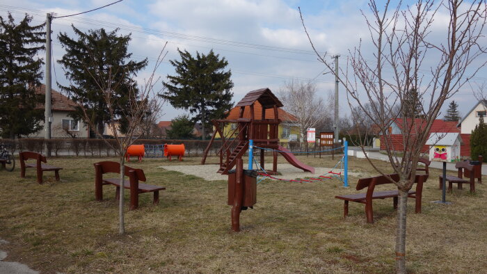 Playground - Plavecký Peter-4