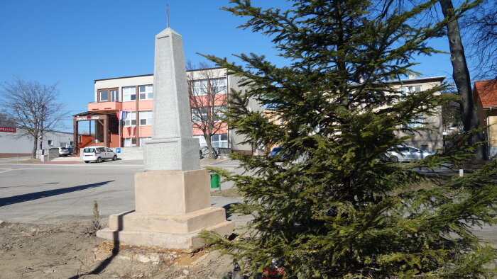 Denkmal für die gefallene Rote Armee - Prievaly-3
